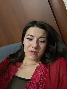 OnlyLeiLa: απευθείας συνομιλία ΧΧΧ