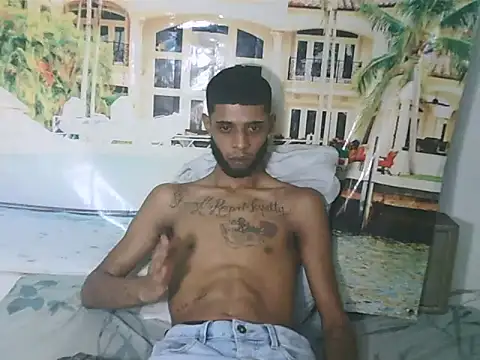 دردشة CharmingIndian1 الجنسية المباشرة