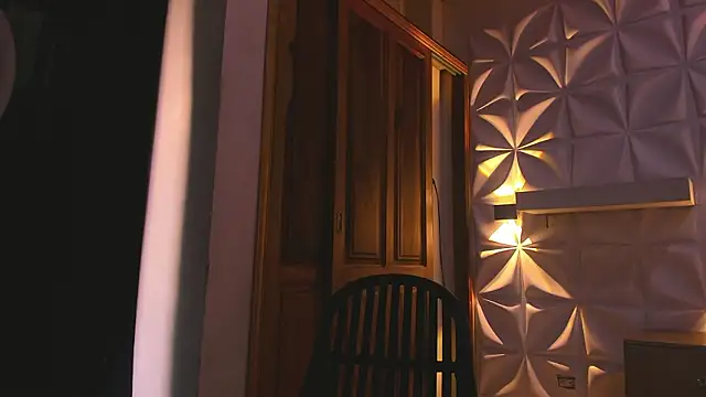 Miss_ElektraNova Webcam show