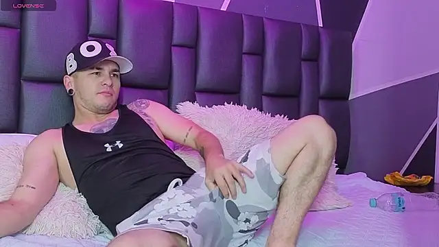 RyanAndGya – webcam-show