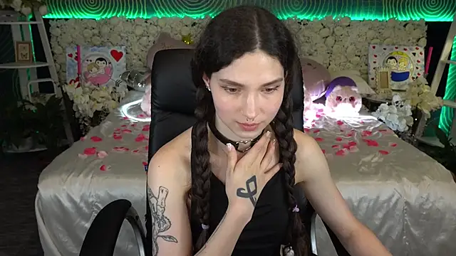 دردشة BabyFlowerr الجنسية المباشرة