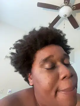 Chat XXX en directo de bigmama_deshayyy