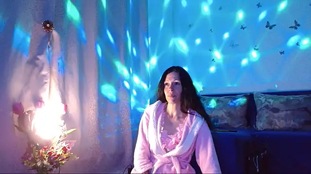 ElysaSun élő XXX-chatje