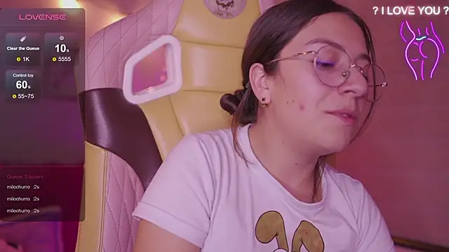 milly_kenner 现场XXX聊天