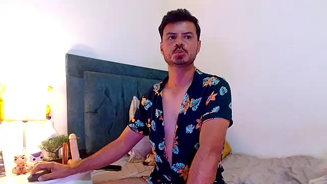 cedrixx10: онлайн-секс-чат