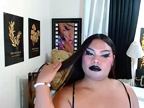 TSbrianaHugeCock's Live XXX Chat
