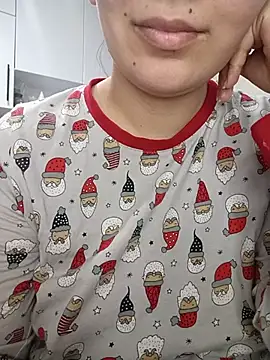 عرض كام Emi_hot1