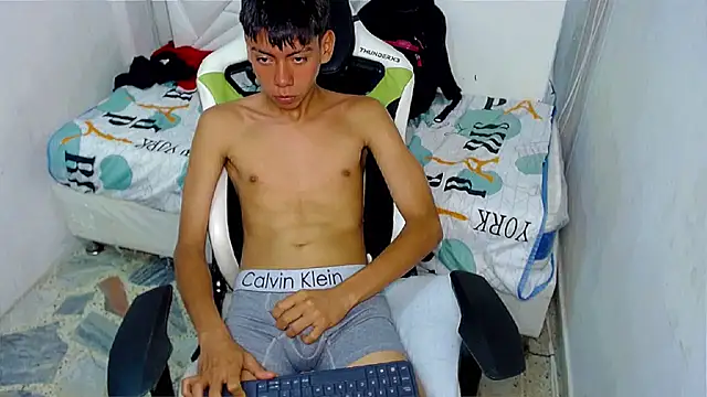 Liarr_ Chat XXX live