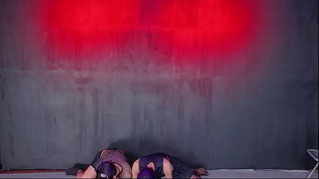 Queen-VibeのライブXXXチャット