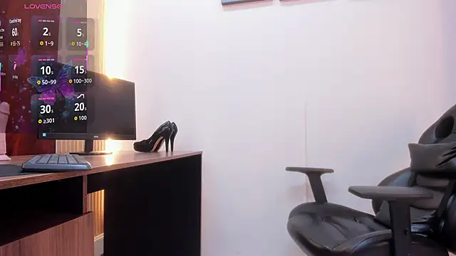 VickyJohnson1's Live XXX Chat