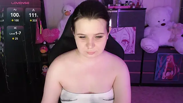 دردشة AmyVibess الجنسية المباشرة