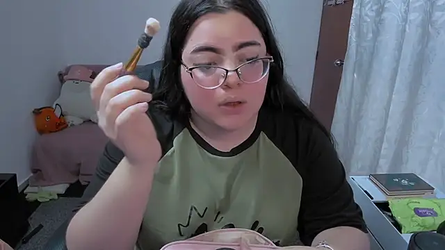 Aria_Fullbuster élő XXX-chatje