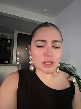 sukhakunis1 Live XXX-chat