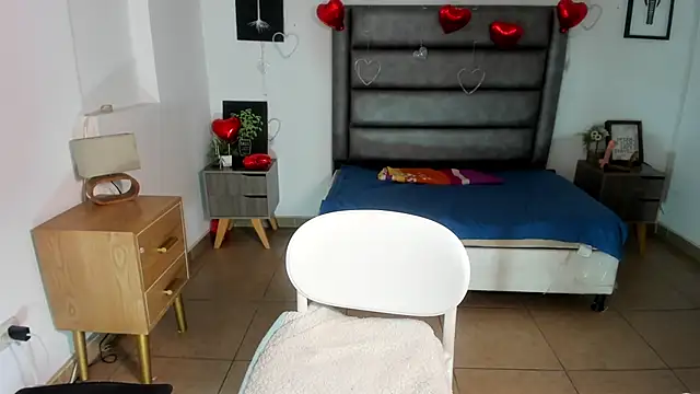 Chat +18 de lauren_rios7 ao vivo