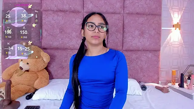 AmyStar1 élő XXX-chatje