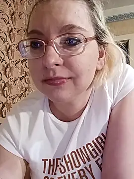 VikaKing's Live XXX Chat