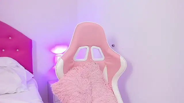 Juana_miel élő XXX-chatje