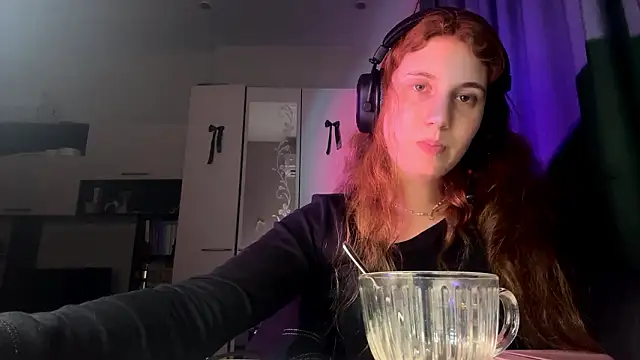 AliceCarrol Live XXX-chat