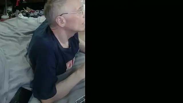 Chatroom XXX en direct de Lacht_Liden