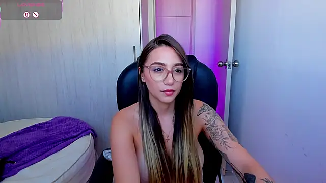 StacyConner élő XXX-chatje