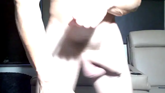 ThickD2C Webcam Show