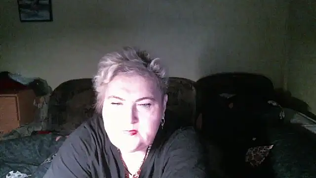 Lana555's Live XXX Chat