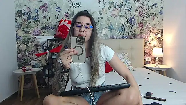 Živý XXX chat RoseDiamond06