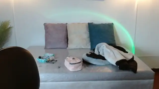 Juliana__lx élő XXX-chatje