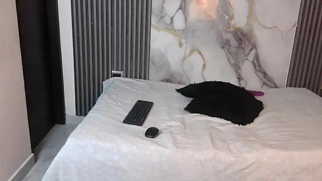 LunandCarlos 라이브 XXX 채팅