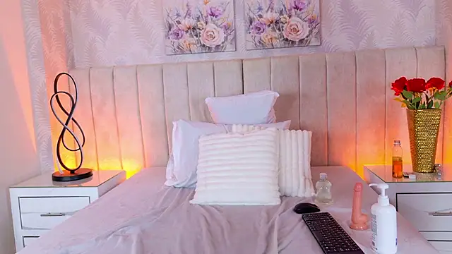 SaraLugoのウェブカメラショー