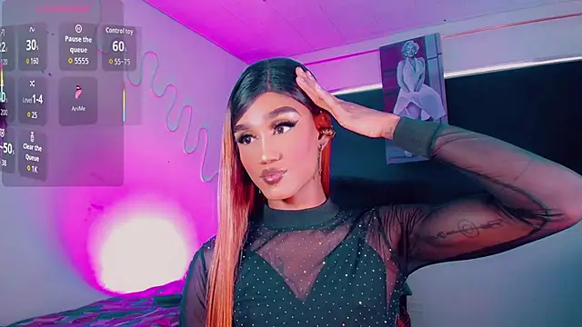 Kendall_hornyy – Kamerová šou