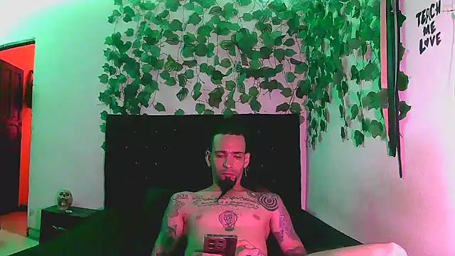 Онлайн чат XXX caribbeanlover1