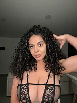 Chat XXX en directo de Curlyierr