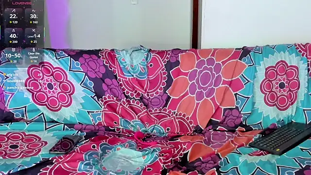 Nikki__uwu's Live XXX Chat