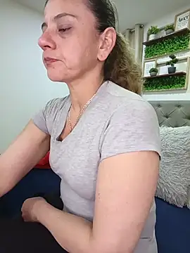 sasi_luna – Naživo XXX chat