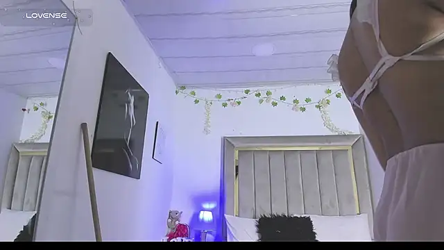 ScarlettVell 现场XXX聊天