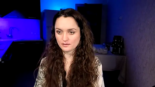 Cerann1 élő XXX-chatje