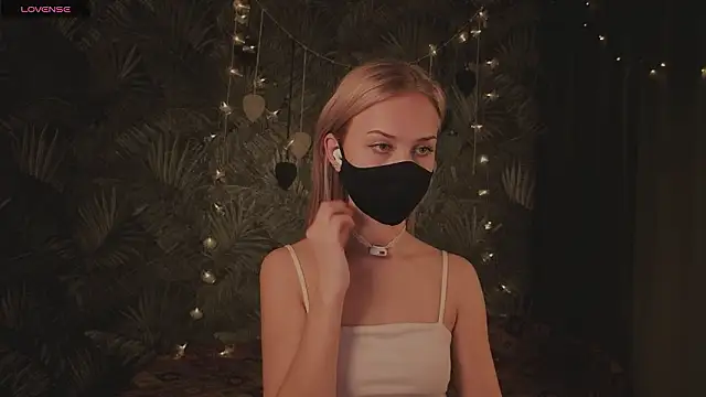 Chatroom XXX en direct de EternalOphelia