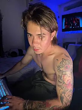 AngelLatinBoy Webcamshow