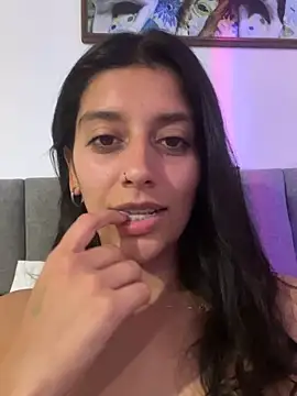 BrittanyDiaz 라이브 XXX 채팅