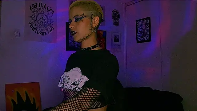 alex_one888 Chat XXX in diretta