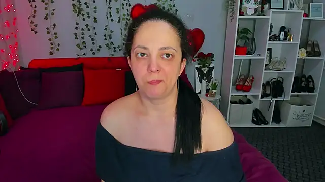 DarlingMilf's Live XXX Chat