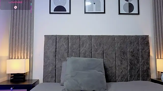 Ema_Stone65: онлайн-секс-чат