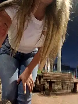 Cata_city1106 即時 XXX 聊天