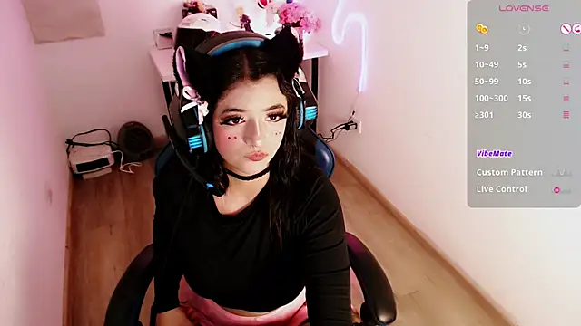 Živý XXX chat Lunyhose