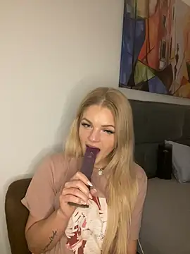 Luna-Noire Webcam-Show