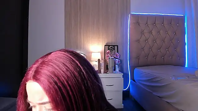 Maddyluxe Show in webcam