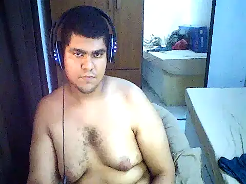 chubbygamer26 Live XXX-Chat