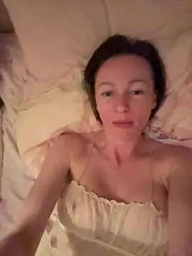 angelicfenix Chat XXX in diretta