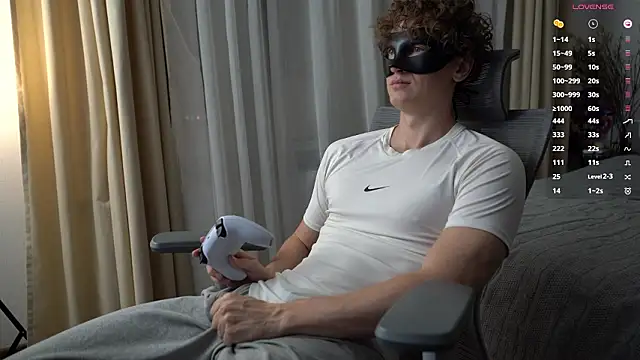 BumBuster69 Show in webcam